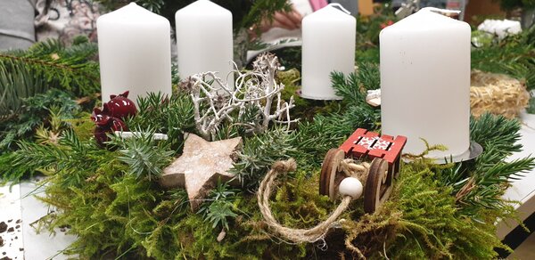 Floristik zur Weihnachtszeit